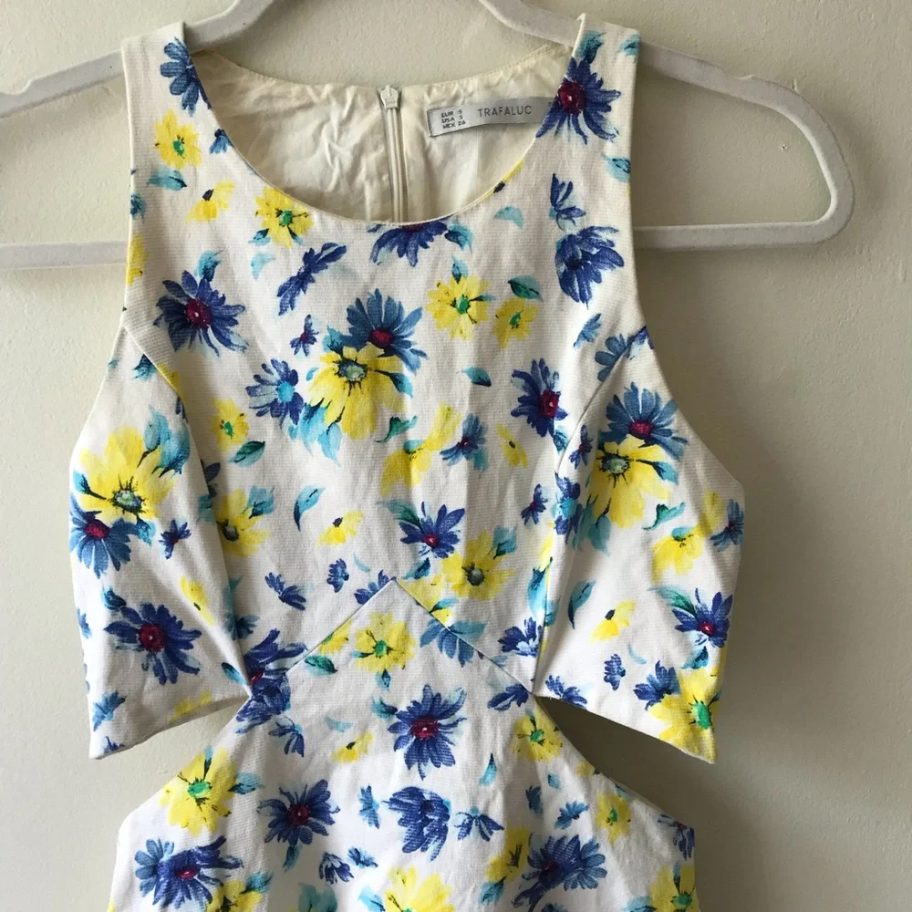 ZARA TRAFALUC White Blue Yellow Floral Cutout Dress S - Picture 4 of 15